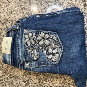 Miss Me Women's Blue Jeans with Floral Embroidery
